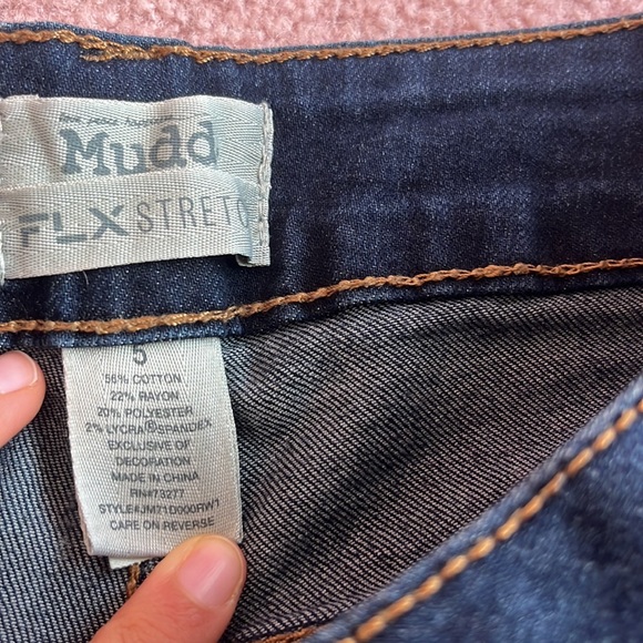 MUDD FLX STRETCH Jean Shorts Size 5 - Picture 2 of 3